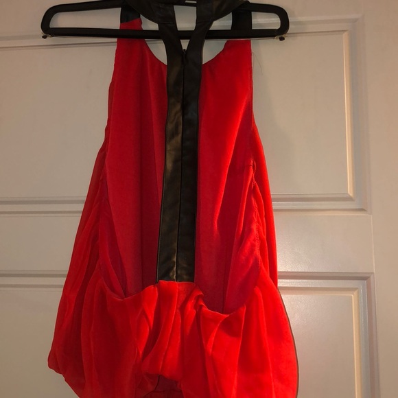 Top - Picture 2 of 3